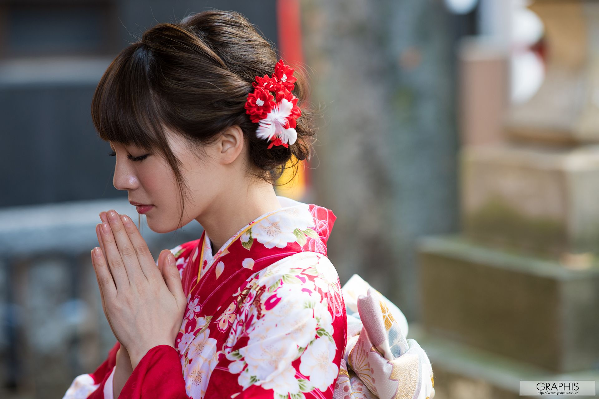 Airi suzumura. Airi Kubota Левы. Airi Suzumura Kimono. Mysterious_Airi face.