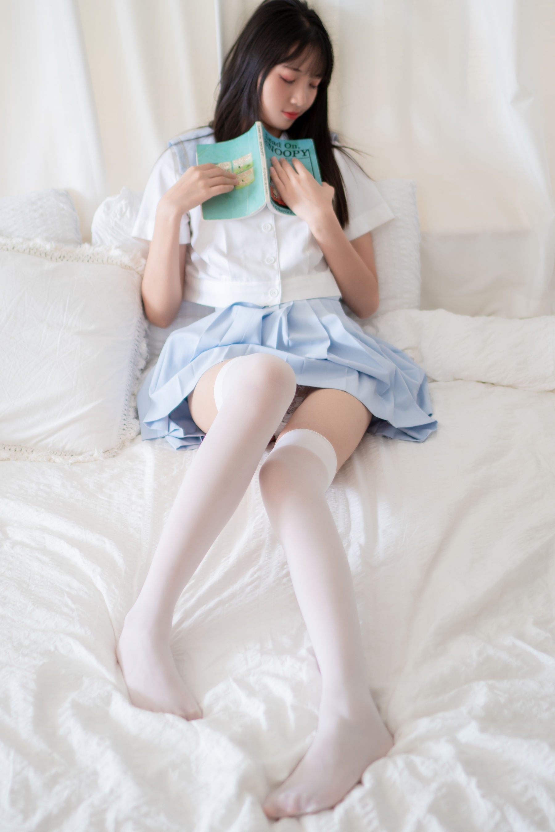 贫 乳