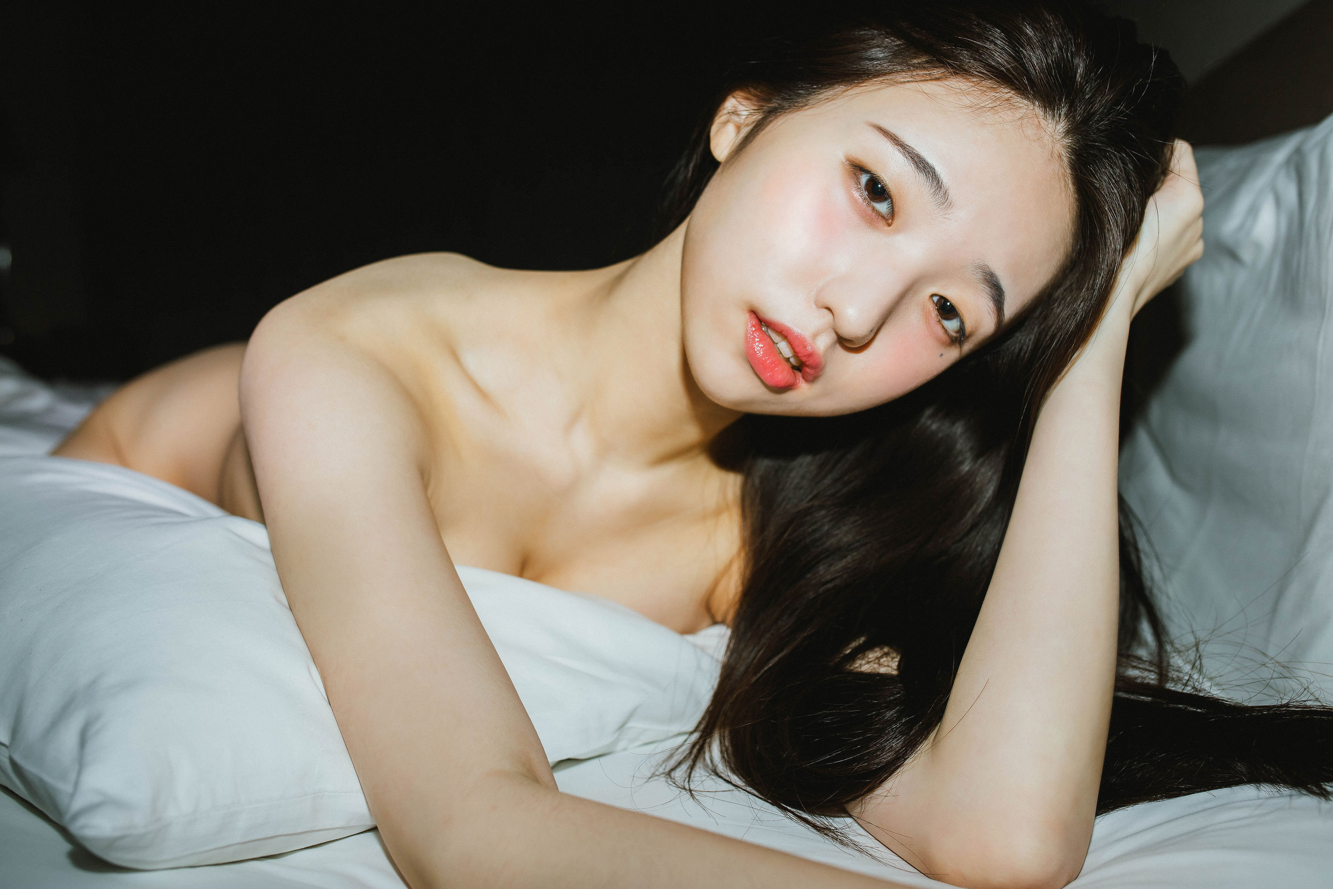 이연우 누드
