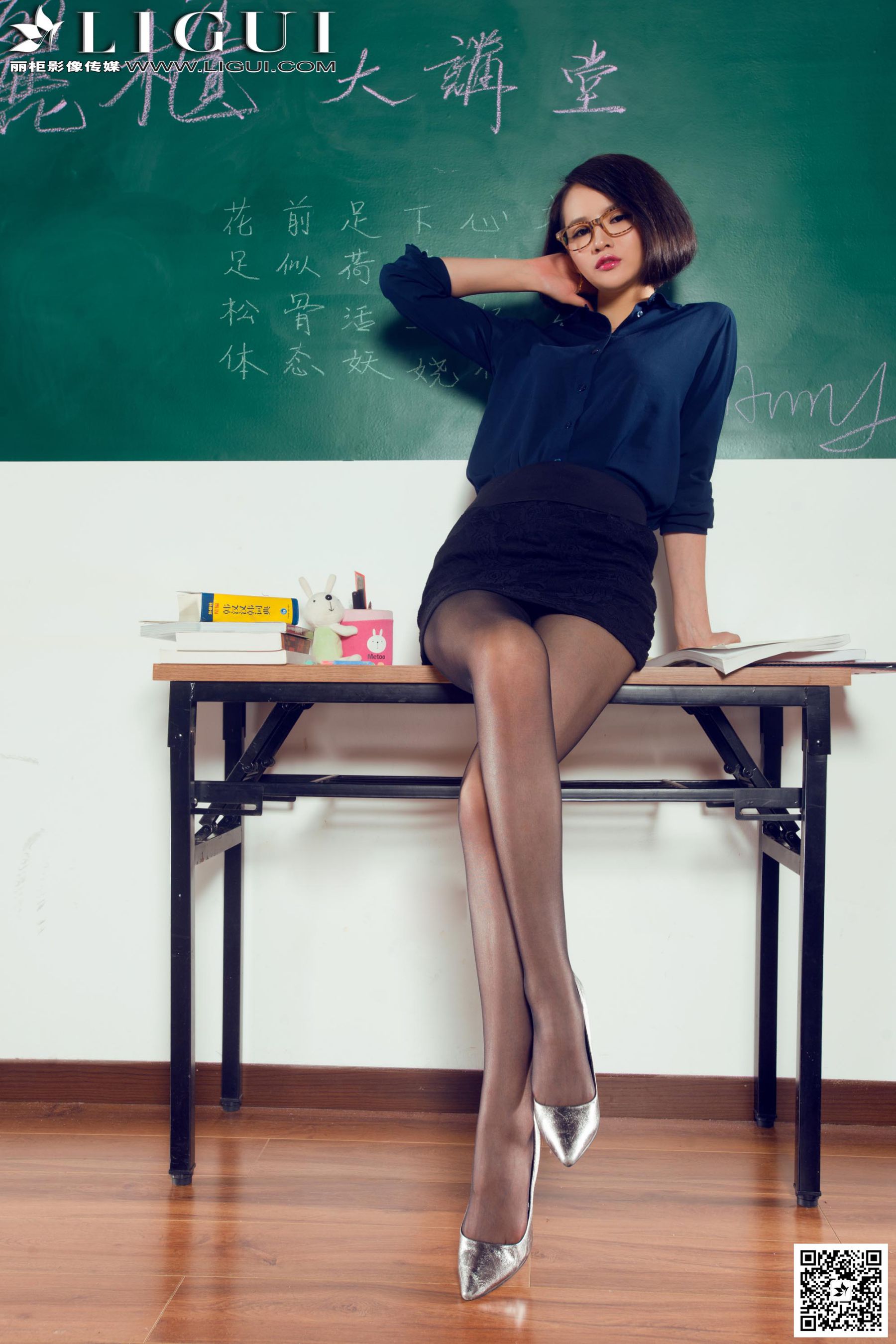 Model AMY "Gray Silk Beauty Teacher" 丽 柜 LiGui Photo of beautiful...