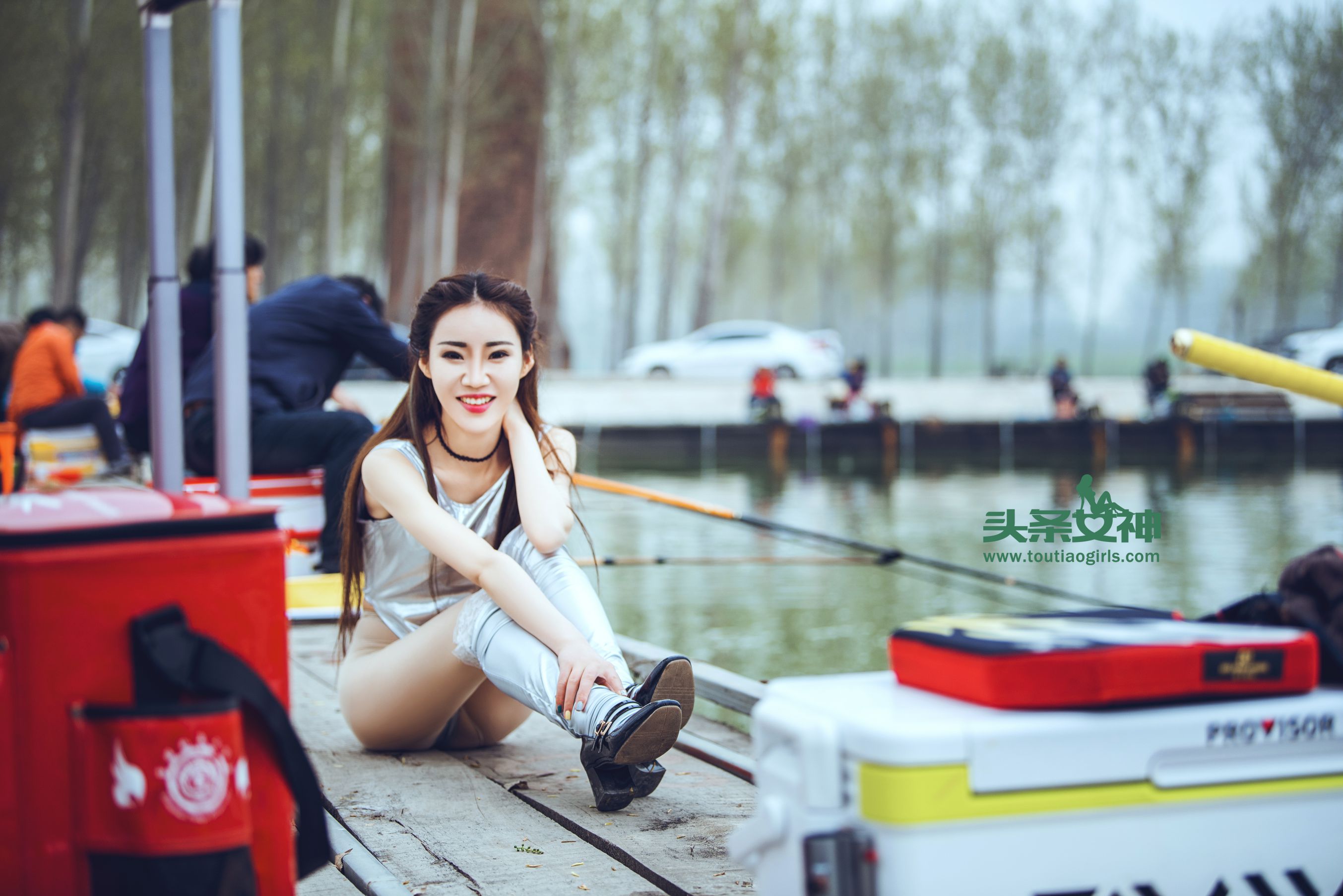 Fan Annie "Fishing Beauty" [Headline Goddess]