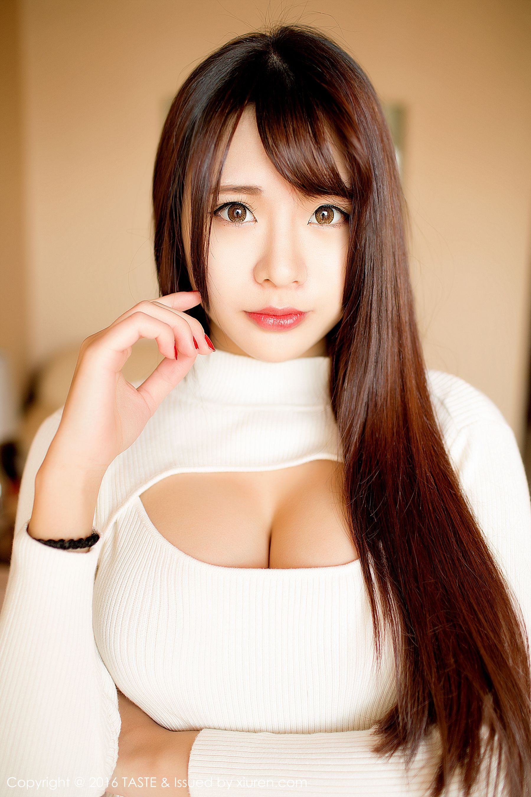 азиатские модели с большой грудью фото 8
