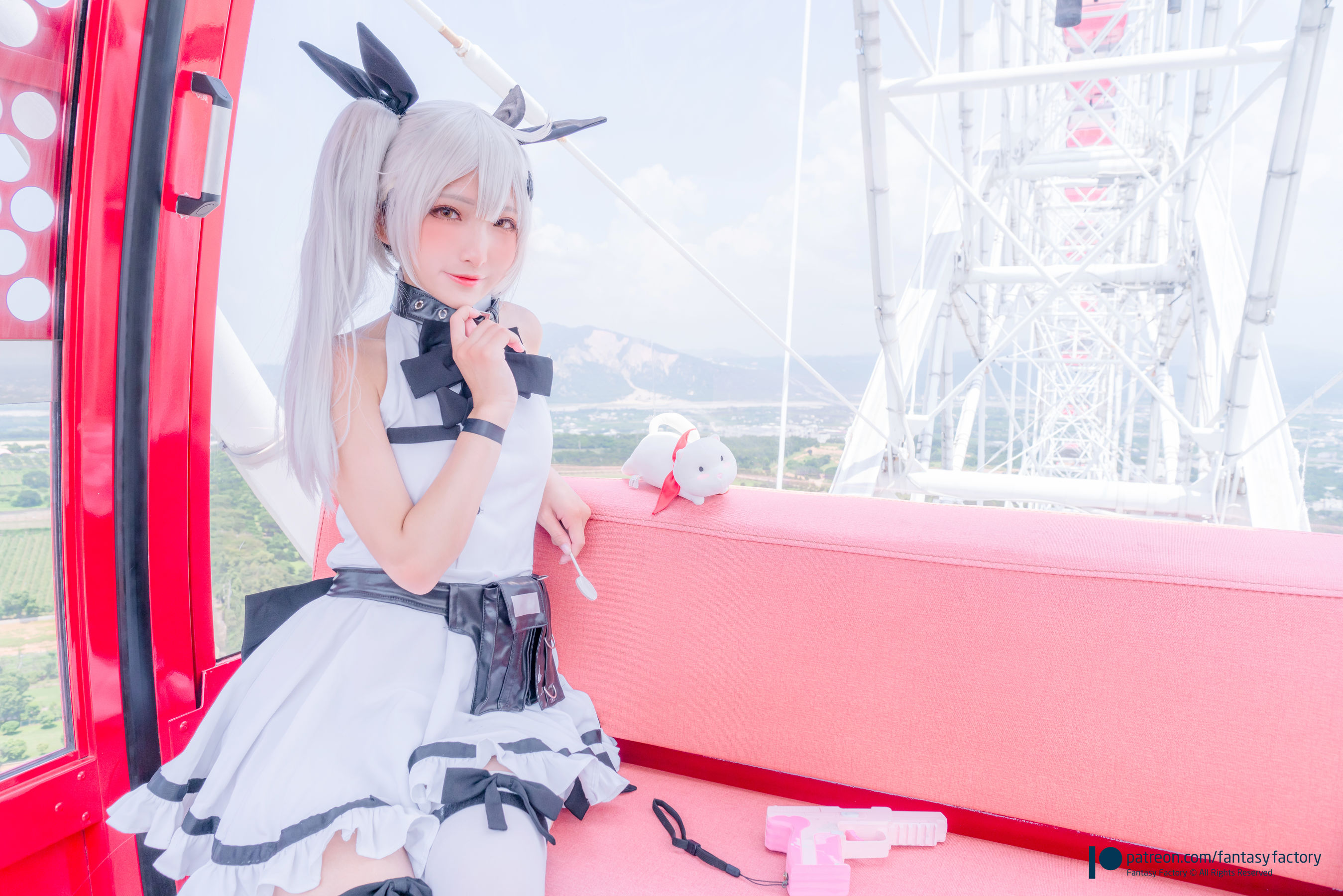 Cosplay Photo Xiao Ding "Fantasy Factory" - 2019.11 Black and Whi...