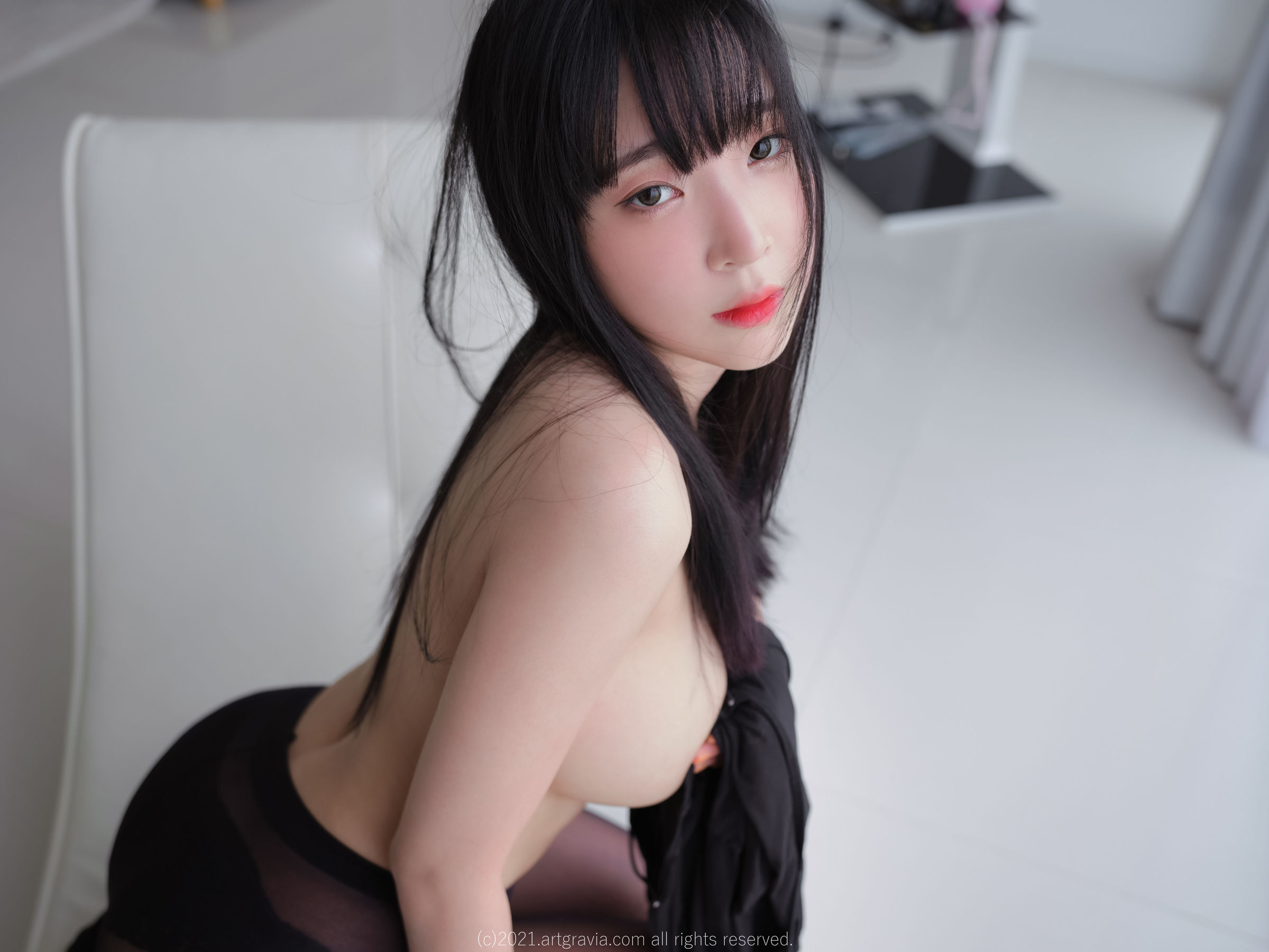 강인경 19