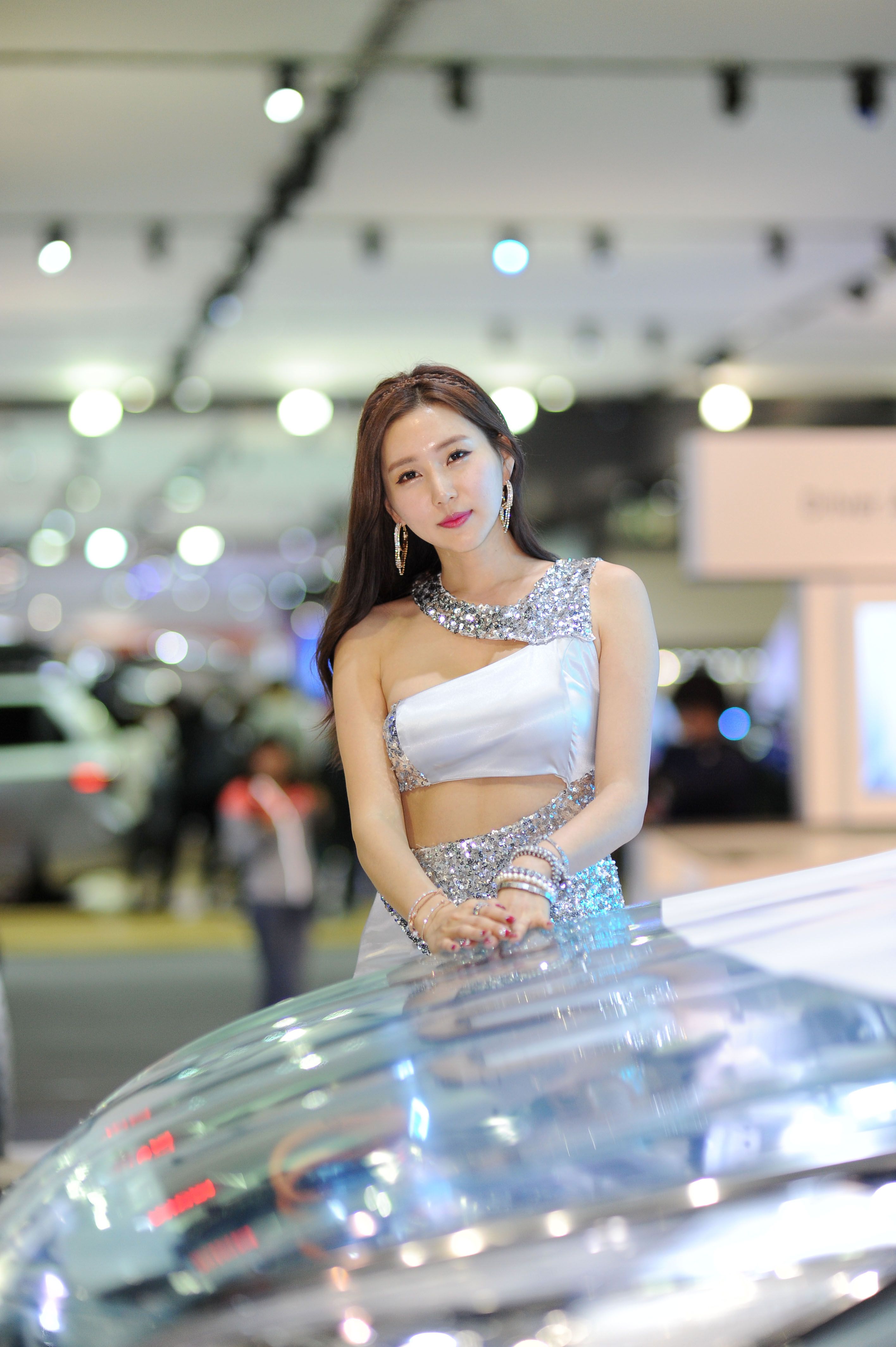 Cars korea отзывы. Yujin модель. Кореянки модели. Корейские модели машин. Модели кореянки авто.